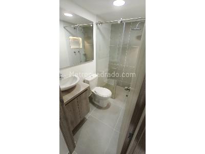 Apartamento de 3 alcobas en arriendo en Robledo Pajarito, Medellín, 55 m² · foto 9 de 16