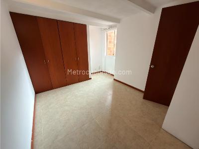 Apartamento de 3 alcobas en arriendo en Loma De Los Bernal, Medellín, 62 m² · foto 14 de 14