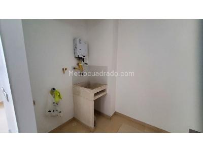 Apartamento de 2 alcobas en arriendo en Calasanz, Medellín, 54 m² · foto 4 de 14