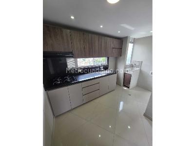 Apartamento de 2 alcobas en arriendo en La América, Medellín, 64 m² · foto 4 de 16