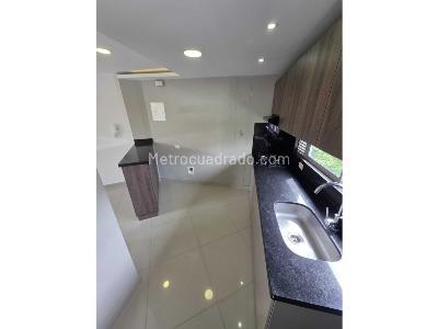 Apartamento de 2 alcobas en arriendo en La América, Medellín, 64 m² · foto 6 de 16