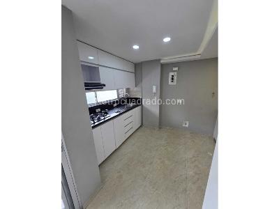 Apartamento de 3 alcobas en arriendo en La América, Medellín, 80 m² · foto 2 de 15