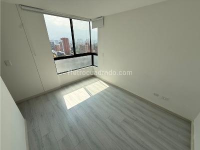 Apartamento de 3 alcobas en arriendo en Los Colores, Medellín, 74 m² · foto 14 de 17