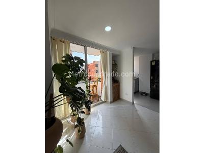 Apartaestudio en arriendo en La Castellana, Medellín, 45 m² · foto 7 de 12