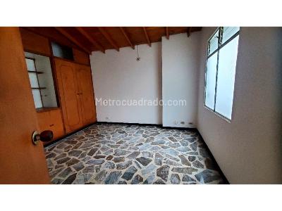 Casa de 3 alcobas en arriendo en Cristobal, Medellín, 90 m² · foto 4 de 18