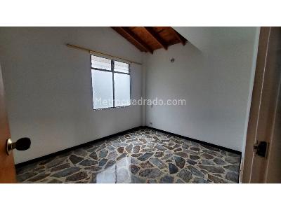 Casa de 3 alcobas en arriendo en Cristobal, Medellín, 90 m² · foto 13 de 18