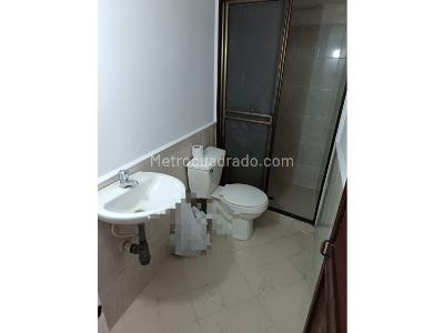 Apartamento de 2 alcobas en arriendo en Palenque, Medellín, 70 m² · foto 13 de 17