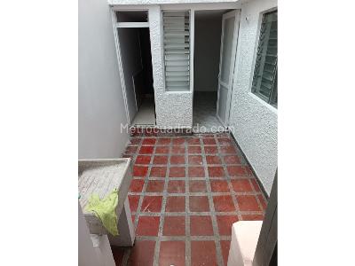 Apartamento de 2 alcobas en arriendo en Palenque, Medellín, 70 m² · foto 6 de 17