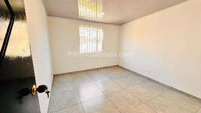 Casa de 4 alcobas en venta en Bosa, Bogotá, 85 m² · foto 13 de 20