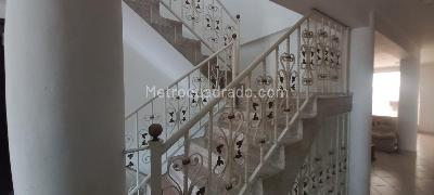 Casa de 5 alcobas en venta en Provenza, Bucaramanga, 419 m² · foto 10 de 18