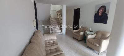 Casa de 5 alcobas en venta en Provenza, Bucaramanga, 419 m² · foto 17 de 18