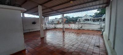 Casa de 5 alcobas en venta en Provenza, Bucaramanga, 419 m² · foto 9 de 18