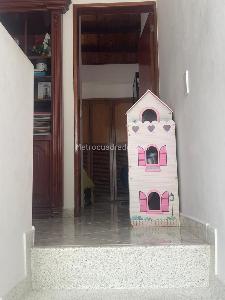 Casa de 3 alcobas en venta en Ub Portales Del Campestre, Floridablanca, 68 m² · foto 17 de 18