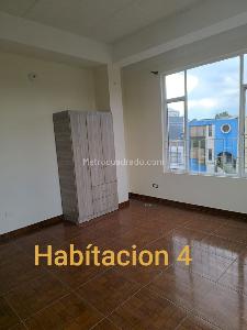 Casa de 5 alcobas en venta en Los Alcazares, Bogotá, 320 m² · foto 11 de 12