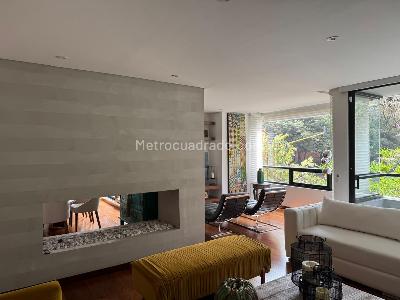 Apartamento de 3 alcobas en venta en Chico Reservado, Bogotá, 240 m² · foto 5 de 15