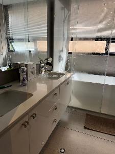 Apartamento de 3 alcobas en venta en Chico Reservado, Bogotá, 240 m² · foto 10 de 15
