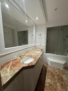 Apartamento de 3 alcobas en venta en Chico Museo, Bogotá, 210 m² · foto 4 de 15