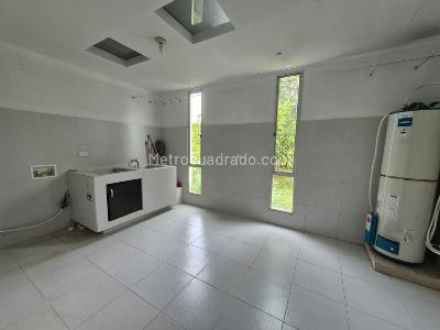 Casa de 4 alcobas en venta en El Eden, Armenia, 529 m² · foto 7 de 20