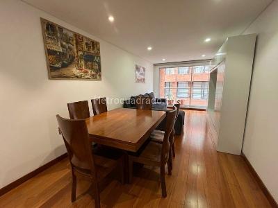 Apartamento de 2 alcobas en venta en Chico Norte, Bogotá, 81 m² · foto 4 de 20