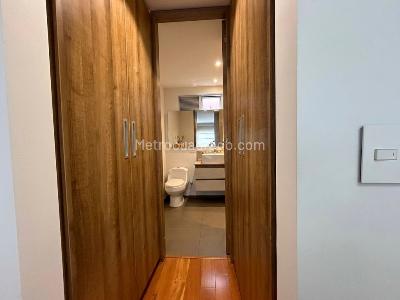 Apartamento de 2 alcobas en venta en Chico Norte, Bogotá, 81 m² · foto 12 de 20
