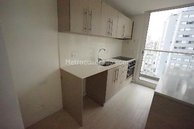 Apartaestudio en arriendo en Las Nieves, Bogotá, 35 m² · foto 4 de 20