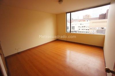 Apartaestudio en venta en La Porciuncula, Bogotá, 41 m² · foto 6 de 12