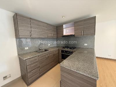 Apartamento de 3 alcobas en arriendo en Bella Suiza, Bogotá, 90 m² · foto 3 de 20