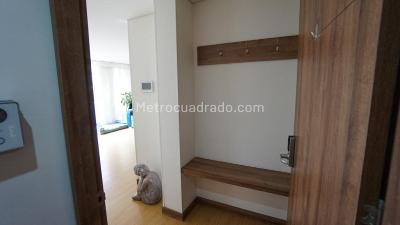 Apartamento de 3 alcobas en arriendo en Bella Suiza, Bogotá, 90 m² · foto 4 de 20