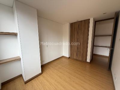 Apartamento de 3 alcobas en arriendo en Bella Suiza, Bogotá, 90 m² · foto 9 de 20