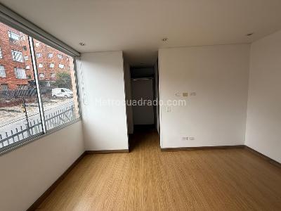 Apartamento de 3 alcobas en arriendo en Bella Suiza, Bogotá, 90 m² · foto 13 de 20