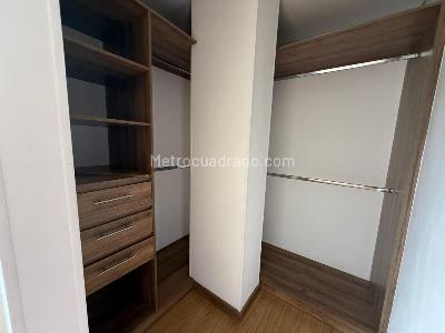Apartamento de 3 alcobas en arriendo en Bella Suiza, Bogotá, 90 m² · foto 14 de 20