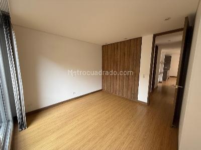 Apartamento de 3 alcobas en arriendo en Bella Suiza, Bogotá, 90 m² · foto 16 de 20