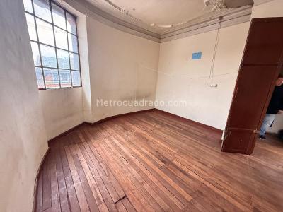Casa de 5 alcobas en venta en El Vergel, Bogotá, 164 m² · foto 15 de 20