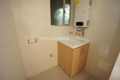 Apartamento de 2 alcobas en arriendo en Hayuelos, Bogotá, 52 m² · foto 8 de 18