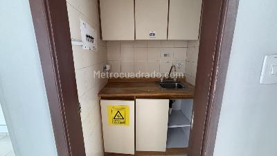 Casa de 5 alcobas en arriendo en La Castellana, Bogotá, 420 m² · foto 12 de 20