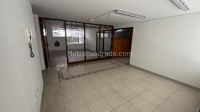 Casa de 5 alcobas en arriendo en La Castellana, Bogotá, 420 m² · foto 5 de 20