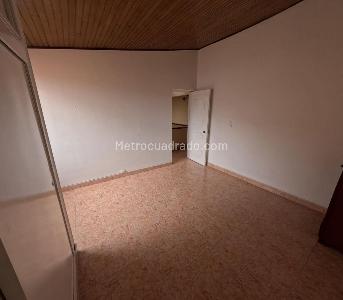 Casa de 3 alcobas en venta en Castilla, Bogotá, 115 m² · foto 13 de 20