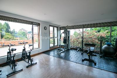 Apartamento de 3 alcobas en venta en Balcon De Lindaraja, Bogotá, 193 m² · foto 18 de 20