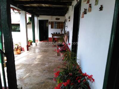 Casa en arriendo en Vereda Quisquiza La Calera, La Calera · foto 4 de 20