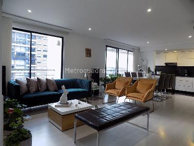 Apartamento de 3 alcobas en venta en Cedritos, Bogotá, 129 m² · foto 2 de 20