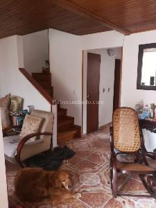 Casa de 3 alcobas en venta en El Redil, Bogotá, 70 m² · foto 4 de 9
