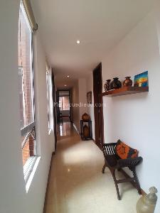 Apartamento de 3 alcobas en venta en Chico San Patricio, Bogotá, 138 m² · foto 12 de 20