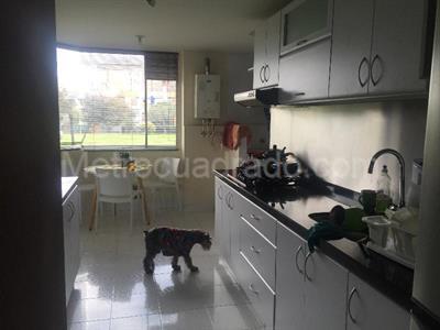 Apartamento de 3 alcobas en venta en Colina Reservada, Bogotá, 132 m² · foto 5 de 20