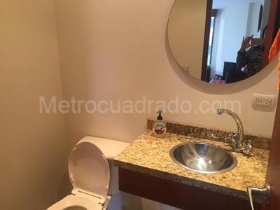 Apartamento de 3 alcobas en venta en Colina Reservada, Bogotá, 132 m² · foto 8 de 20