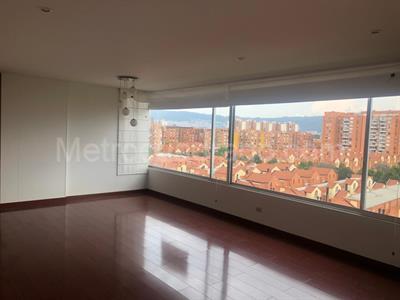 Apartamento de 3 alcobas en venta en Colina Campestre, Bogotá, 132 m² · foto 3 de 20
