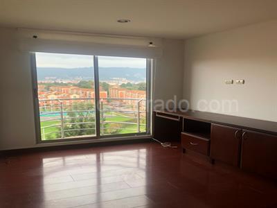 Apartamento de 3 alcobas en venta en Colina Campestre, Bogotá, 132 m² · foto 2 de 20