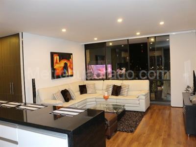 Apartamento de 3 alcobas en venta en Col, Bogotá, 142 m² · foto 2 de 20