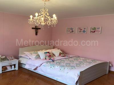 Apartamento de 3 alcobas en venta en Gratamira Campestre, Bogotá, 247 m² · foto 16 de 20
