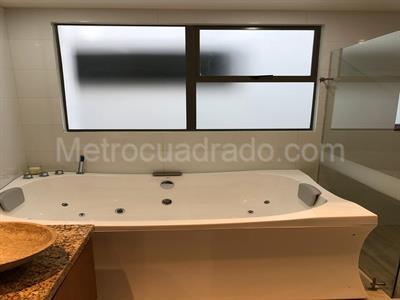 Apartamento de 3 alcobas en venta en Gratamira Campestre, Bogotá, 247 m² · foto 20 de 20