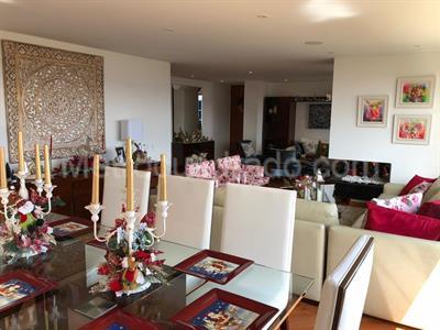 Apartamento de 3 alcobas en venta en Gratamira Campestre, Bogotá, 247 m² · foto 3 de 20